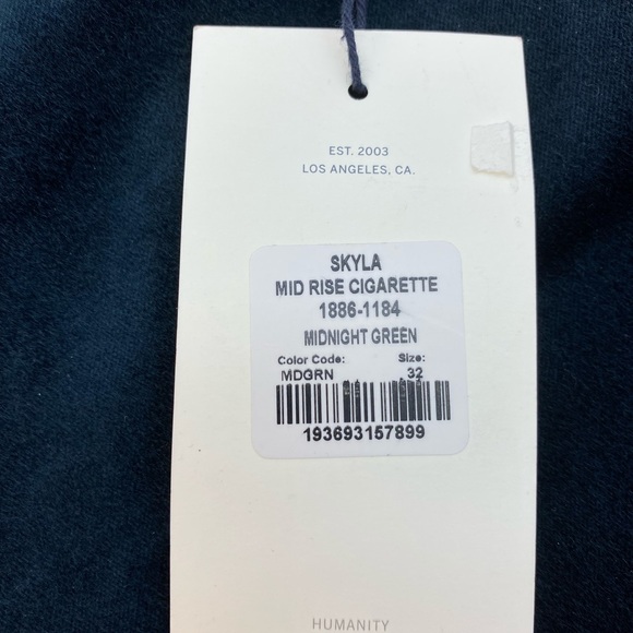 🔥Host Pick🔥Citizens of Humanity Velvet Mid Rise Cigarette - Picture 6 of 9